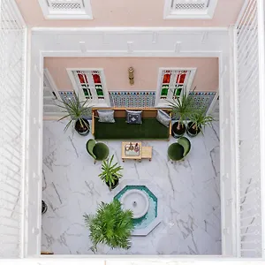 https://hotel-riad-marrakesh.marrakeshhotelsmorocco.com